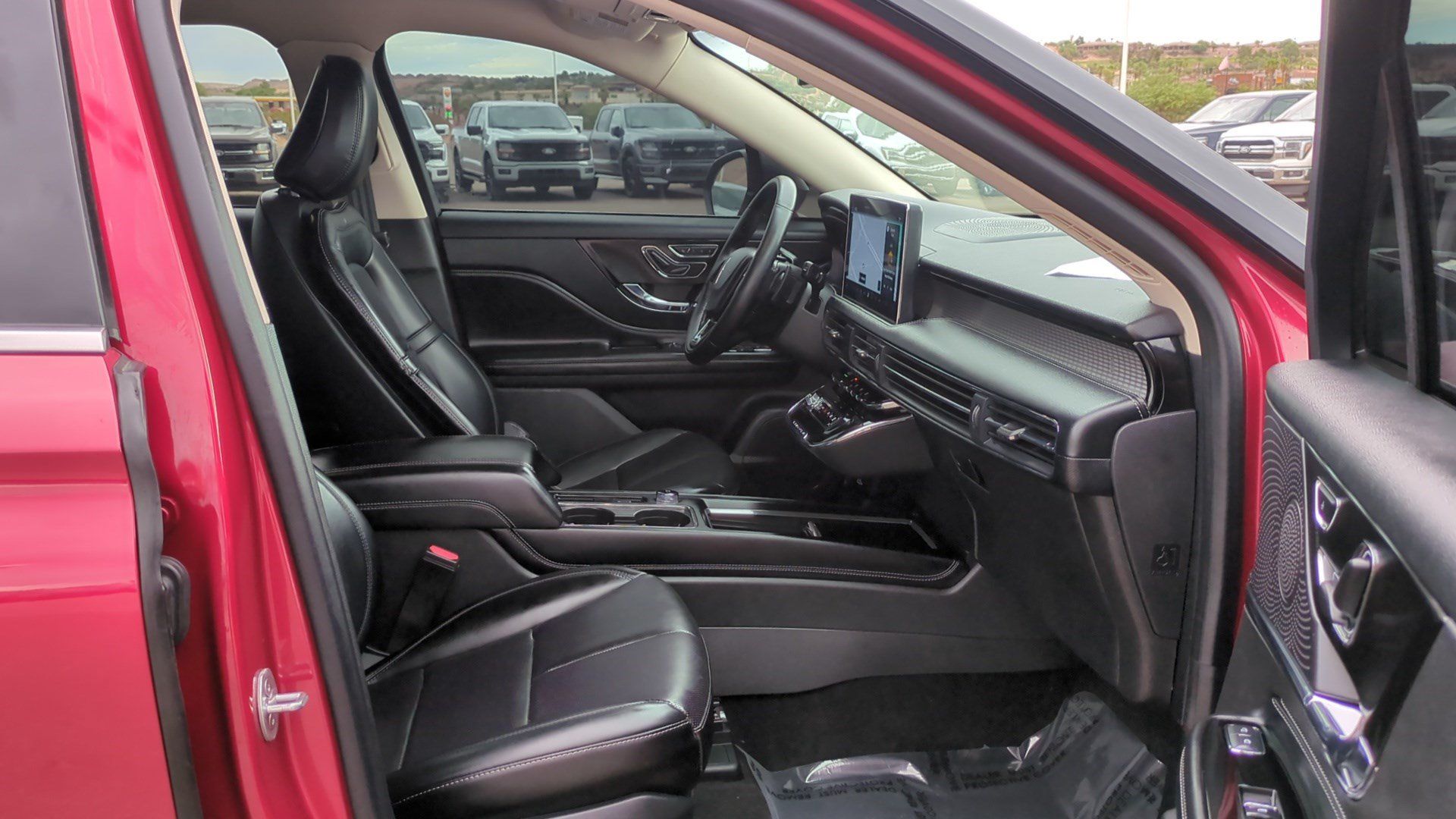 Used 2024 Lincoln Corsair FWD w/ Equipment Group 101A image 31