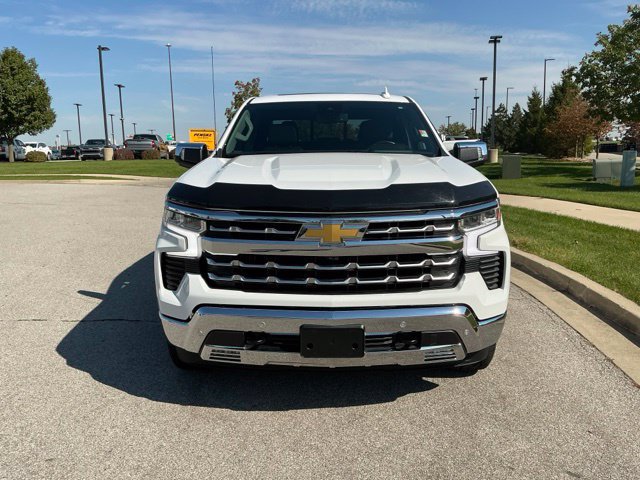 Used 2024 Chevrolet Silverado 1500 LTZ w/ LTZ Convenience Package II AWD/4WD image 9