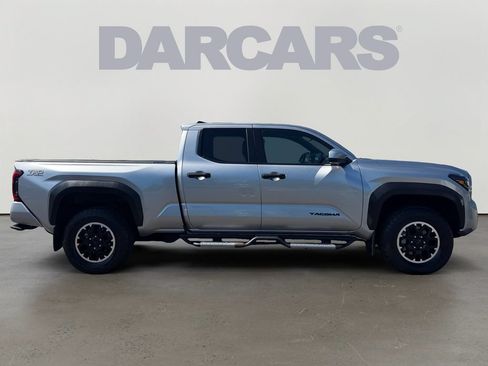 Used 2024 Toyota Tacoma TRD Off-Road AWD/4WD image 6