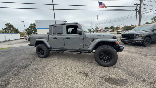 Used 2021 Jeep Gladiator Sport AWD/4WD image 9