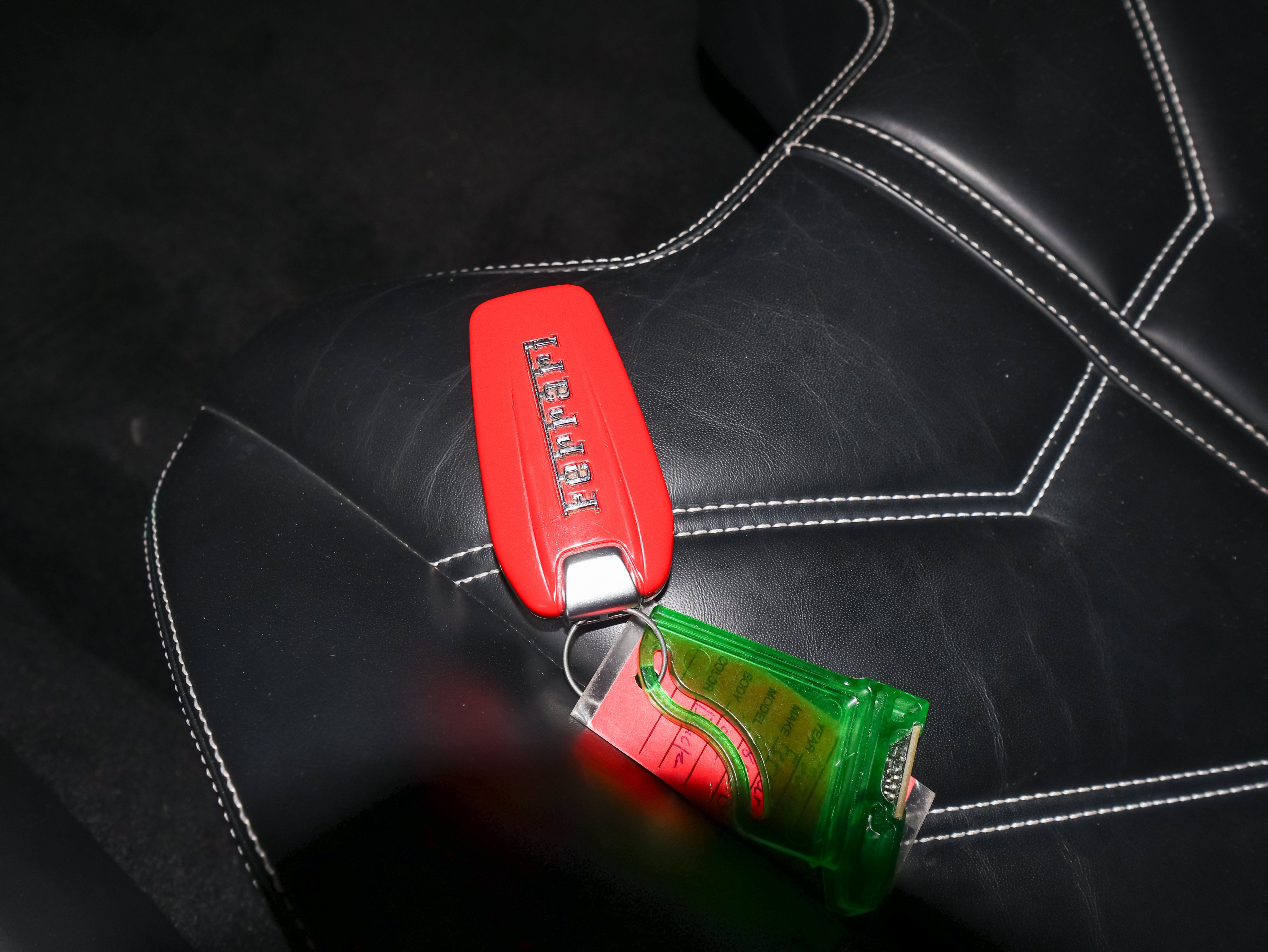 Used 2016 Ferrari 488 GTB RWD image 30