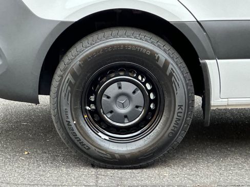 New 2026 Mercedes-Benz Sprinter 2500 image 24