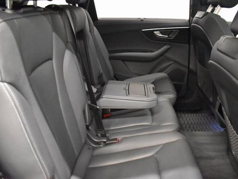 Used 2025 Audi Q7 3.0T Premium Plus image 19