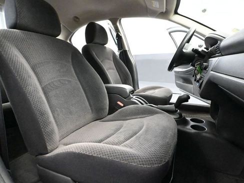 Used 2006 Dodge Stratus SXT image 41