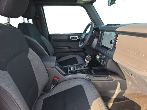 Used 2025 Ford Bronco 4-Door w/ Sasquatch Package AWD/4WD image 17