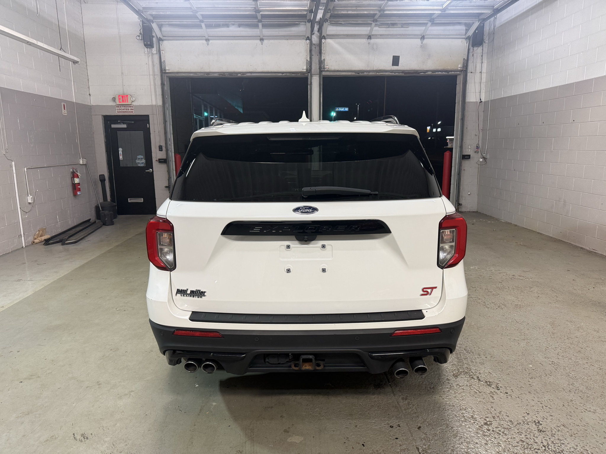Used 2020 Ford Explorer ST w/ Premium Technology Package AWD/4WD image 7
