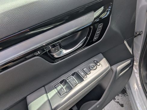 Used 2024 Honda CR-V EX-L image 15