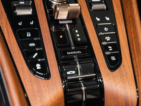 New 2026 Aston Martin DB12 Convertible image 32