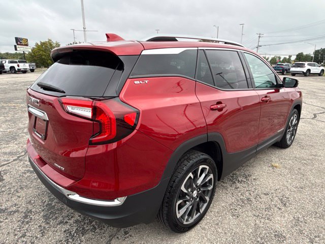 Certified 2022 GMC Terrain SLT AWD/4WD image 5