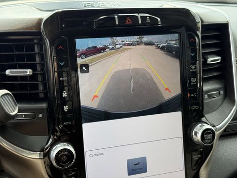 Used 2024 RAM 2500 Laramie image 21