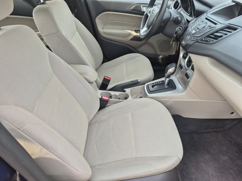 Used 2016 Ford Fiesta SE w/ Cold Weather Package FWD image 21