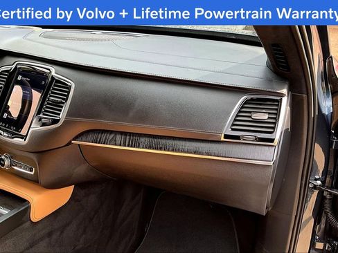Used 2024 Volvo XC90 B6 Ultimate w/ Lounge Package image 20