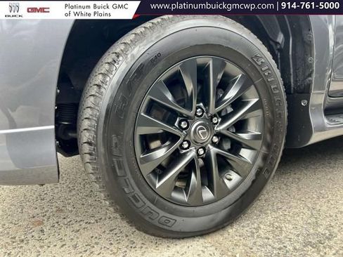 Used 2023 Lexus GX 460 Premium image 9