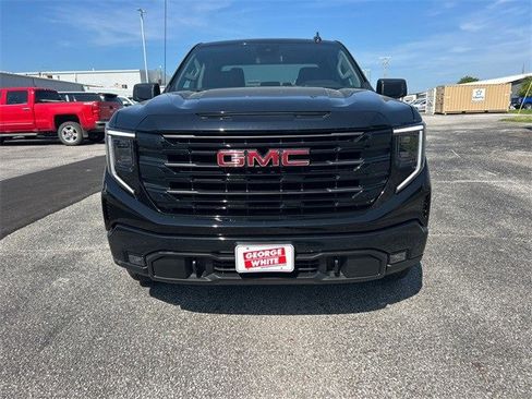 Used 2025 GMC Sierra 1500 Elevation image 11