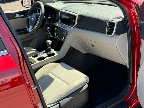 Used 2020 Kia Sportage LX image 23