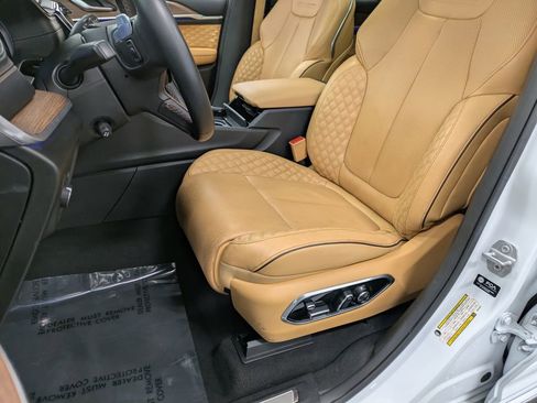 Used 2022 Jeep Grand Cherokee L Summit w/ Luxury Tech Group V image 10