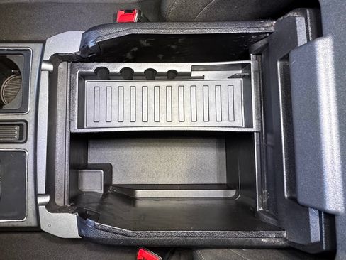 Used 2018 Ford F150 XLT w/ Equipment Group 302A Luxury AWD/4WD image 34