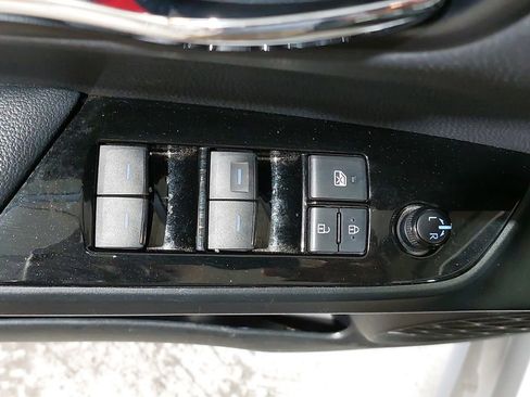Used 2020 Toyota Prius XLE w/ Advanced Technology Package FWD image 28