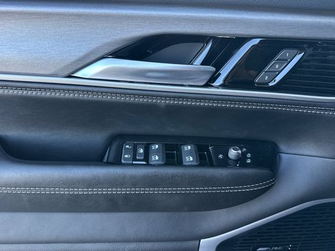 New 2026 Jeep Grand Wagoneer Limited AWD/4WD image 10