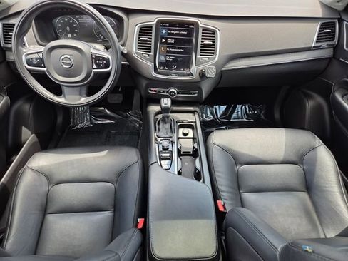 Used 2020 Volvo XC90 T5 Momentum w/ Protection Package FWD image 11