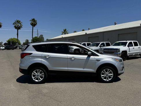 Used 2019 Ford Escape SEL AWD/4WD image 11