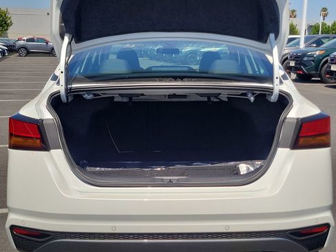 New 2026 Nissan Altima 2.5 SV AWD/4WD image 14
