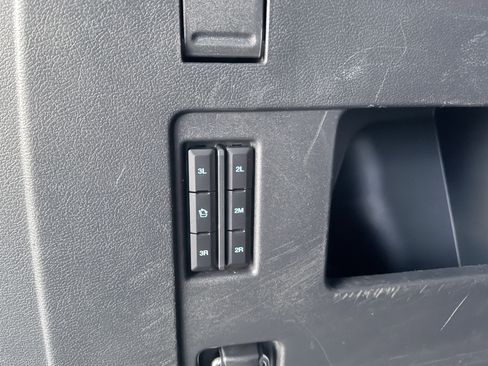 Used 2023 Ford Expedition Max Limited image 15