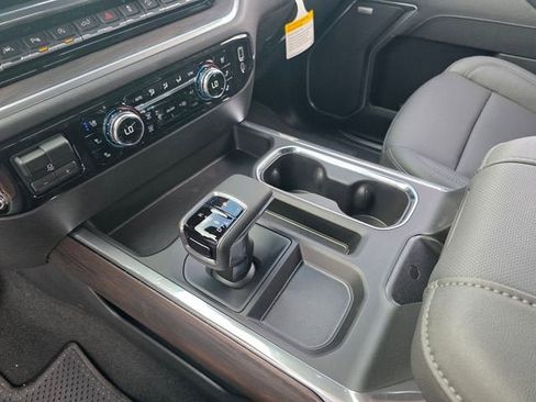 New 2026 GMC Sierra 1500 SLT AWD/4WD image 23