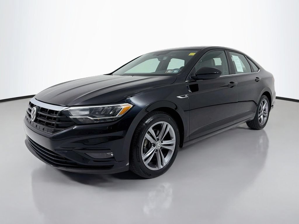 Used 2021 Volkswagen Jetta R-Line FWD image 3