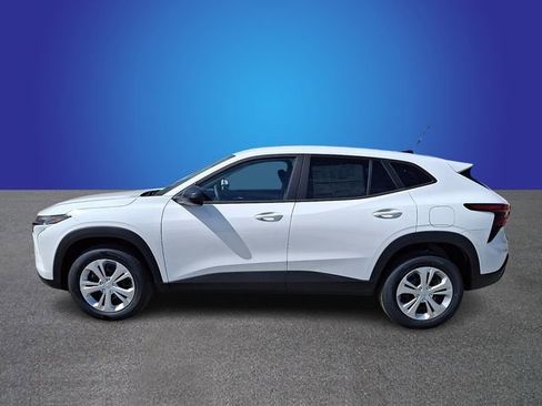 New 2026 Chevrolet Trax LS w/ Driver Confidence Package image 4