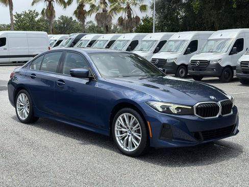 Used 2023 BMW 330i xDrive Sedan AWD/4WD image 2
