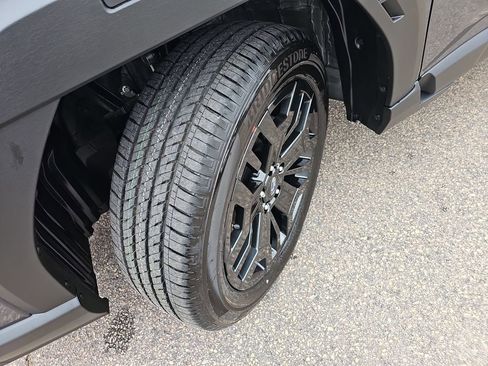 New 2026 Subaru Outback Limited XT AWD/4WD image 33