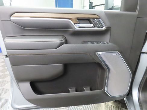 Used 2024 Chevrolet Silverado 2500 High Country AWD/4WD image 77