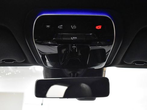 Used 2024 Mercedes-Benz GLC 300 4MATIC image 34