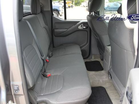 Used 2017 Nissan Frontier Desert Runner RWD image 10