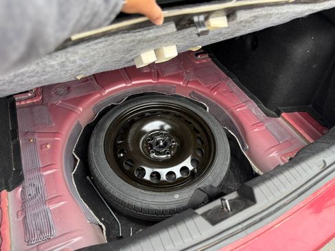 Used 2012 Chevrolet Cruze LT image 26