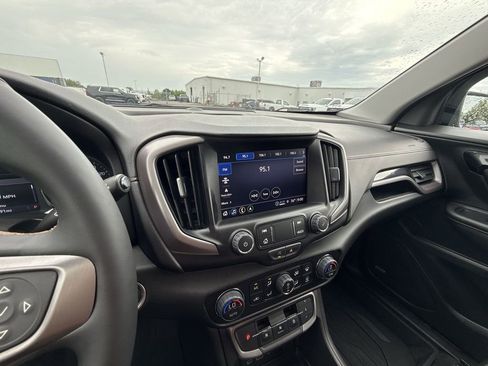 Certified 2024 GMC Terrain AT4 w/ Infotainment Package II AWD/4WD image 19