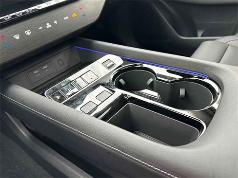 New 2025 Nissan Murano SL image 14