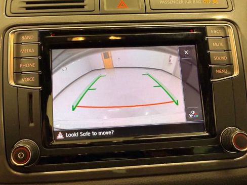 Used 2016 Volkswagen Tiguan R-Line image 36