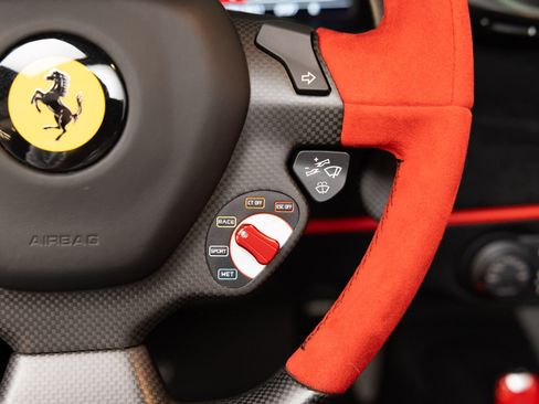 Certified 2020 Ferrari 488 Pista Spider RWD image 95