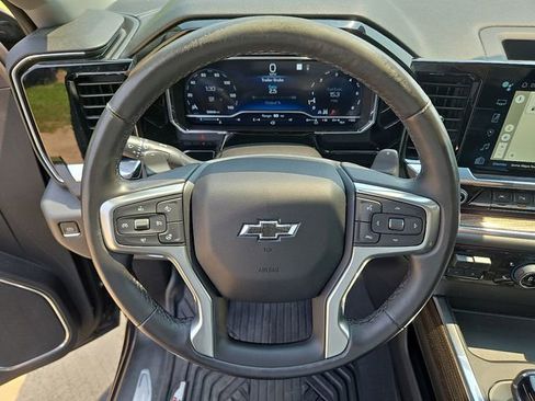 Used 2022 Chevrolet Silverado 1500 LT Trail Boss w/ LT Trail Boss Premium Package image 23