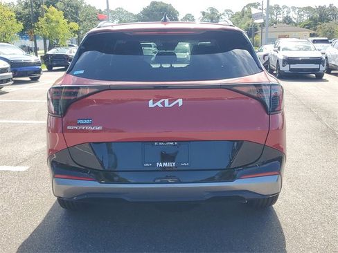 New 2026 Kia Sportage SX image 7
