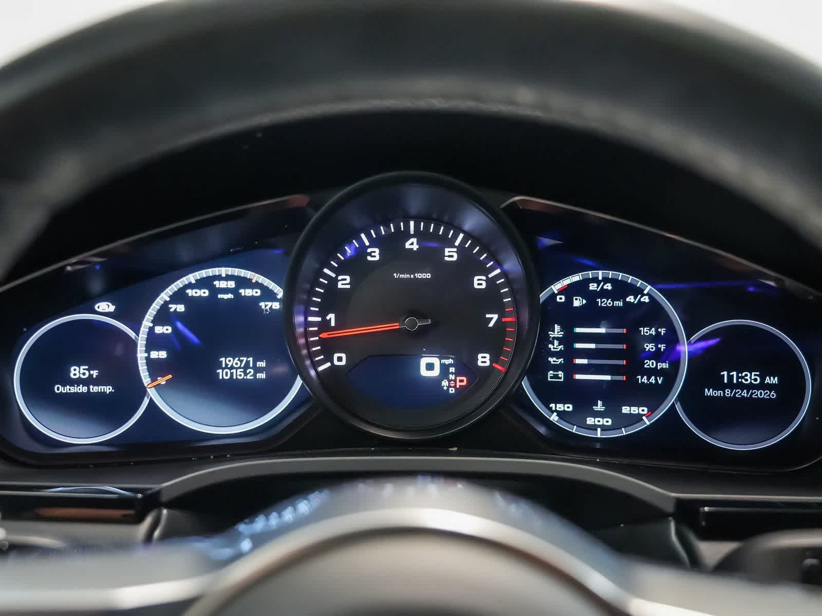 Certified 2023 Porsche Cayenne AWD/4WD image 23
