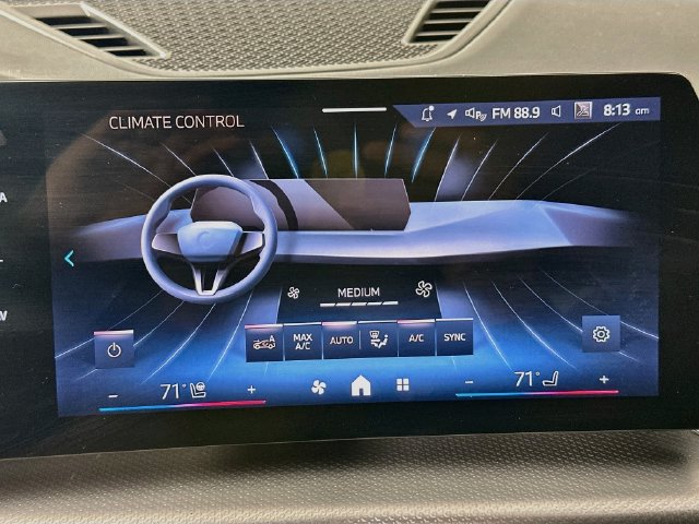 Used 2025 BMW X2 xDrive28i AWD/4WD image 15
