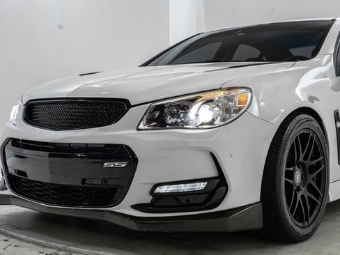 Used 2016 Chevrolet SS RWD image 9