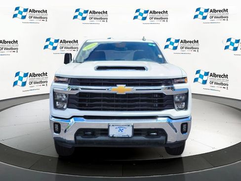 Used 2025 Chevrolet Silverado 2500 LT w/ Convenience Package AWD/4WD image 8