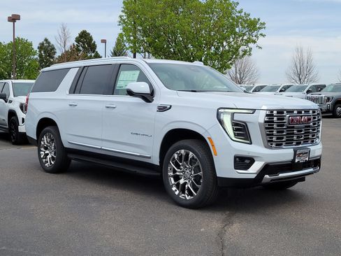 New 2026 GMC Yukon XL Denali AWD/4WD image 1