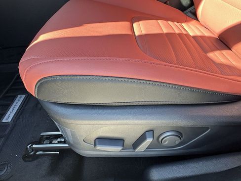 New 2025 Kia Sportage SX Prestige image 15