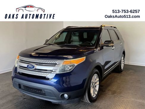 Used 2011 Ford Explorer XLT w/ 202A Rapid Spec Order Code FWD image 1
