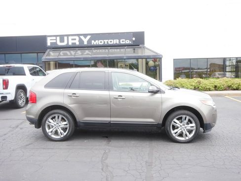 Used 2014 Ford Edge SEL w/ Equipment Group 205A AWD/4WD image 6